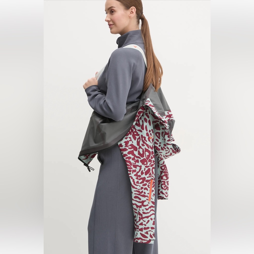 adidas by stella mccartney X Terrex True Nature 2L Jacket - Picture 4 of 9